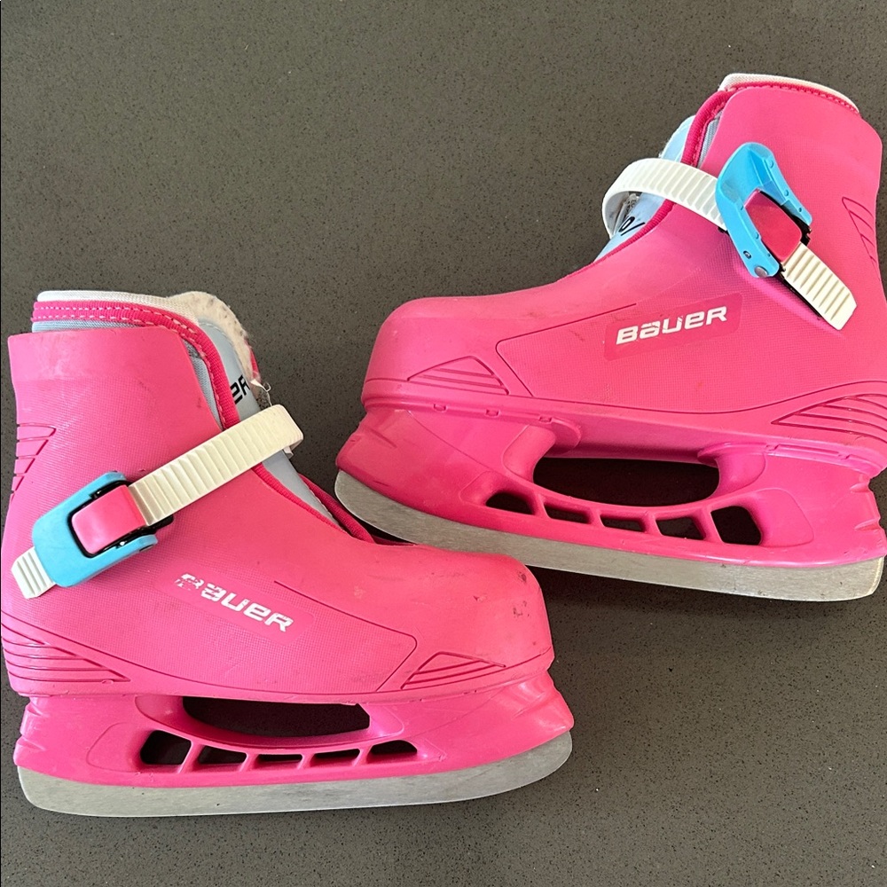 Bauer Kids Bright Pink Skates